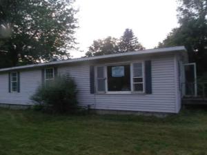 18840 Riverview Dr, Three Rivers, MI 49093 photo 1