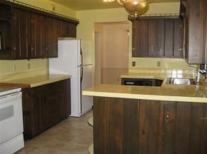 548 Eighth St, Manistee, MI 49660 photo 5