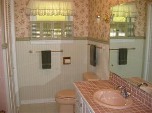 548 Eighth St, Manistee, MI 49660 photo 13