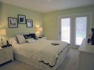 429 Midlakes Blvd, Plainwell, MI 49080 photo 13