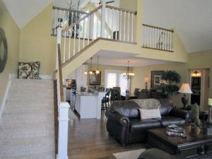 429 Midlakes Blvd, Plainwell, MI 49080 photo 6