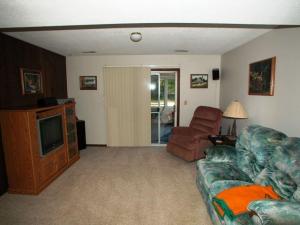 643 Joining, St. Joseph, MI 49085 photo 13
