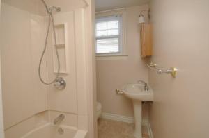 601 W Bridge St, Plainwell, MI 49080 photo 11