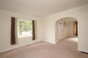601 W Bridge St, Plainwell, MI 49080 photo 4