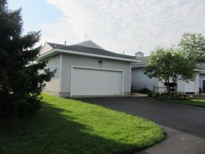 200 Blossom Dr, Sparta, MI 49345 photo 2
