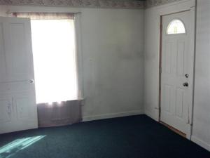 247 Warren St, Freeport, MI 49325 photo 6