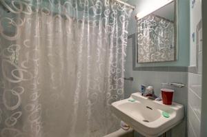 8868 36th St SE, Ada, MI 49301 photo 13