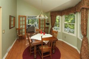 338 Southfork Dr, Plainwell, MI 49080 photo 9