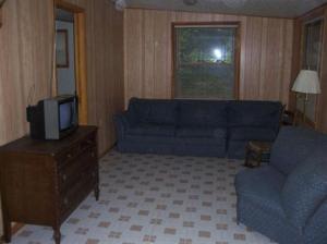 4076 220th Ave, Morley, MI 49336 photo 2