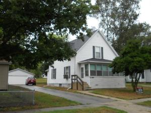 409 Lewis, Belding, MI 48809 photo 1