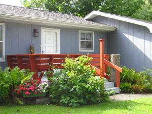 213 N Second, Edmore, MI 48829 photo 2