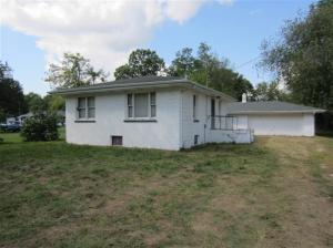 17664 S River Rd, Three Rivers, MI 49093 photo 1