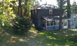 631 Spring Grove Rd, Stanton, MI 48888 photo 5