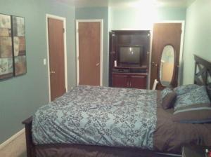 500 Floral Dr, Belding, MI 48809 photo 15