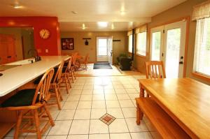 4055 E B Ave, Plainwell, MI 49080 photo 8