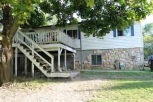 803 Maple, Ionia, MI 48846 photo 1