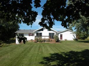 1310 E Wagner Rd, Buchanan, MI 49107 photo 5