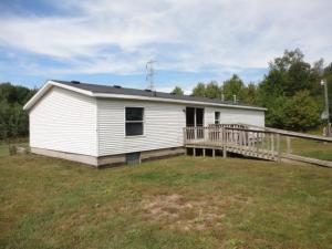5638 N Pine Ave, White Cloud, MI 49349 photo 3