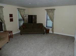 571 E Central Rd, Coldwater, MI 49036 photo 4