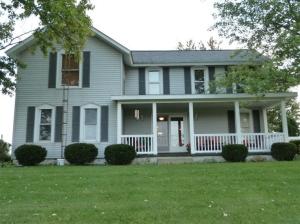 571 E Central Rd, Coldwater, MI 49036 photo 1