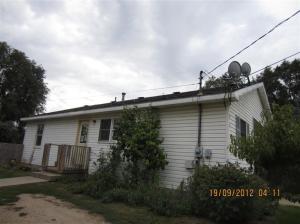 332 E Gardner St, Sparta, MI 49345 photo 2