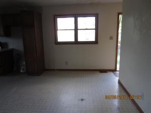 332 E Gardner St, Sparta, MI 49345 photo 7