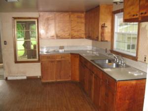 16765 Forest St, Three Rivers, MI 49093 photo 2