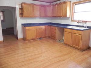 1319 5th St, Three Rivers, MI 49093 photo 2