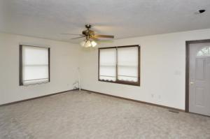 807 E Green St, Marshall, MI 49068 photo 3