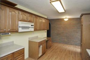807 E Green St, Marshall, MI 49068 photo 6