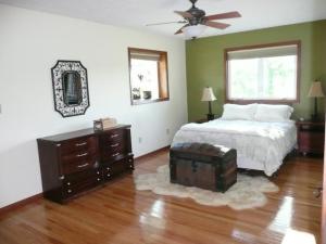 13400 S Grange Rd, Eagle, MI 48822 photo 5
