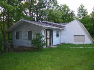 845 E 8th St, White Cloud, MI 49349 photo 1
