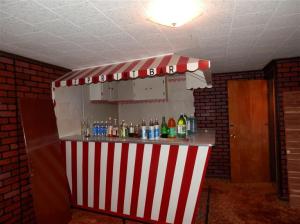 608 Devonshire Dr, Sturgis, MI 49091 photo 12