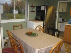 445 Grove St, Constantine, MI 49042 photo 5