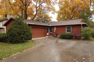 664 Glenview, Plainwell, MI 49080 photo 1