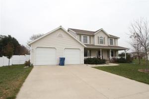 492 E Stoneridge Dr, Plainwell, MI 49080 photo 3