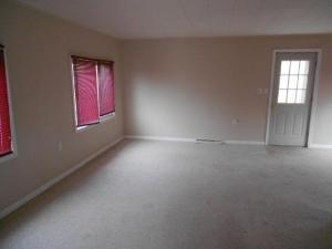 624 Amity St SE, Lowell, MI 49331 photo 7