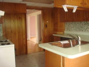 624 E Chicago St, Bronson, MI 49028 photo 2