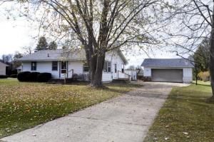 3208 Luetta Ave, Jackson, MI 49201 photo 1