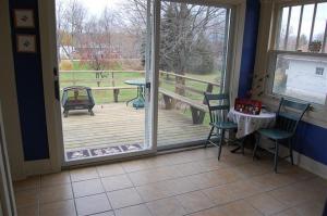 121 E Savidge St, Spring Lake, MI 49456 photo 8