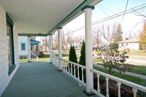 104 E Beech St, Three Oaks, MI 49128 photo 8