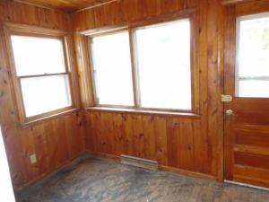 204 E Center St, Belding, MI 48809 photo 8