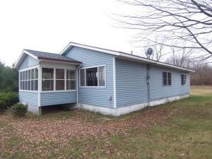 1421 N Spruce Ave, White Cloud, MI 49349 photo 3