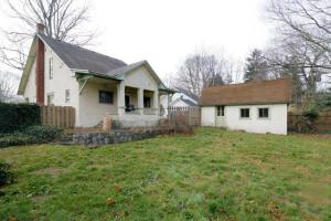 418 W Chart St, Plainwell, MI 49080 photo 24