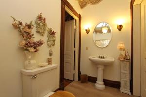 272 E 128th St, Grant, MI 49327 photo 9
