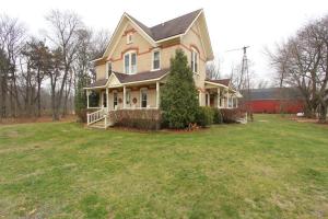 272 E 128th St, Grant, MI 49327 photo 1