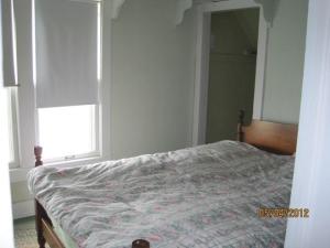 206 E Main St, Gobles, MI 49055 photo 9
