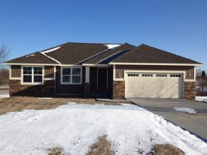 3473 Creekview Ct, Dorr, MI 49323 photo 1