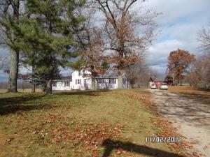 291 110th St, Plainwell, MI 49080 photo 2