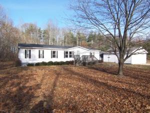 237 E 88th St, Newaygo, MI 49337 photo 2